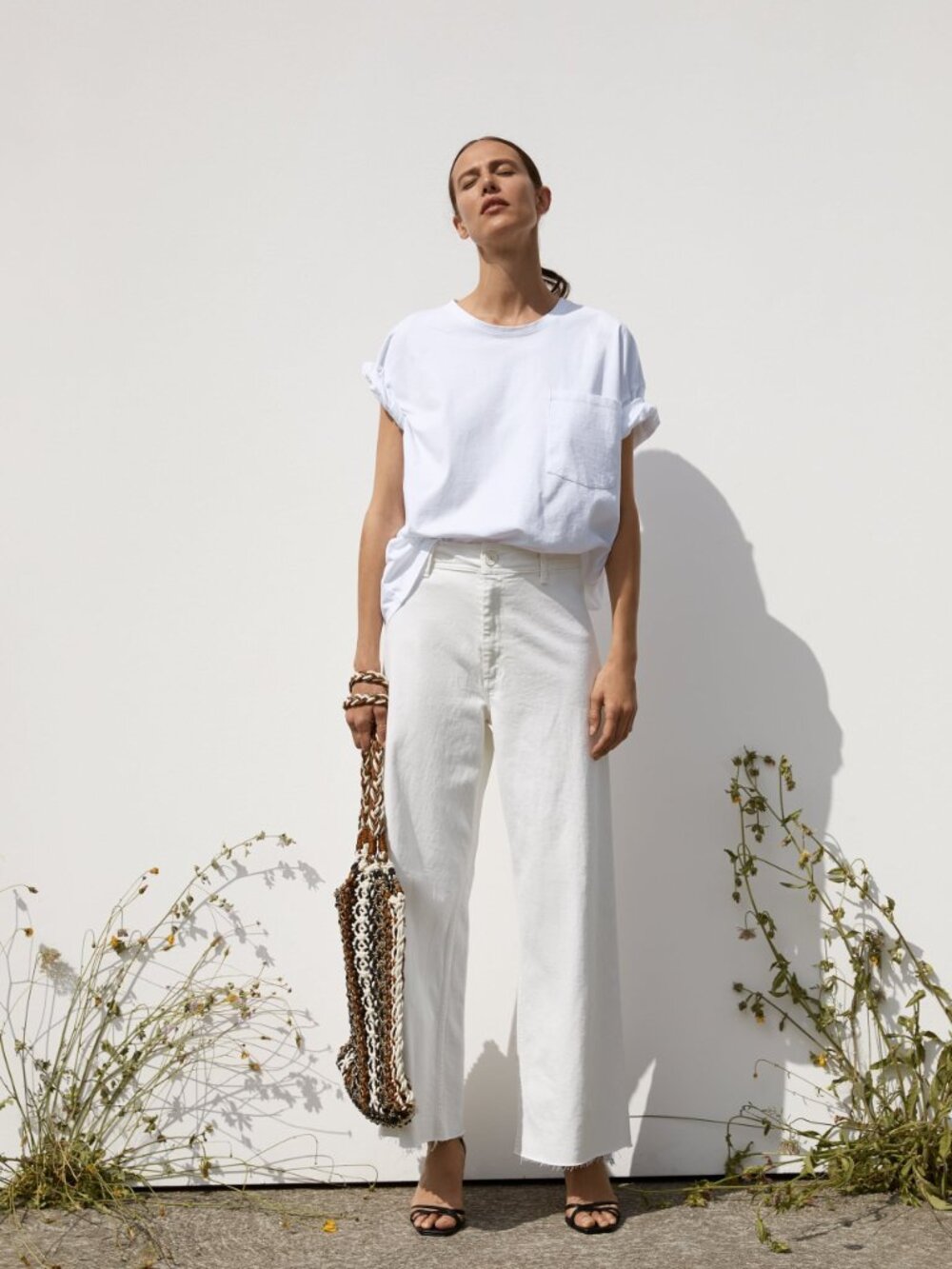 ZARA The Marine Straight Jeans in Off-White Raw-Hem High-Rise Wide-Leg Women's 0